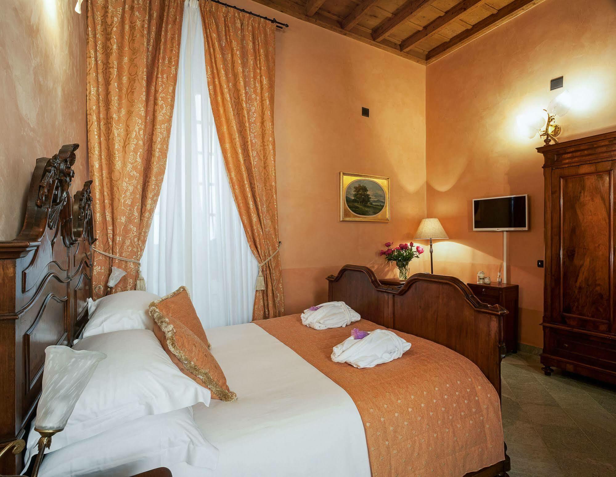 Palazzo Del Vicere Aparthotel Lezzeno Εξωτερικό φωτογραφία