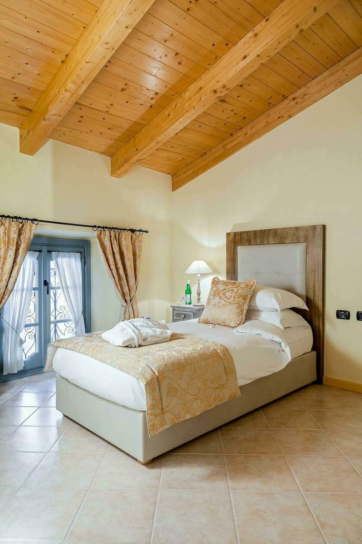 Palazzo Del Vicere Aparthotel Lezzeno Εξωτερικό φωτογραφία